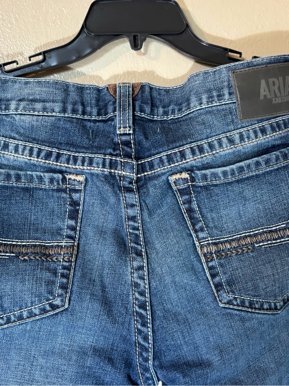 Ariat Men’s Indigo Washed Slim Straight Jeans - Picture 3 of 12